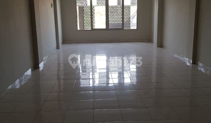 Ruko Icon 21, Meruya Llir Raya, Jakarta Barat