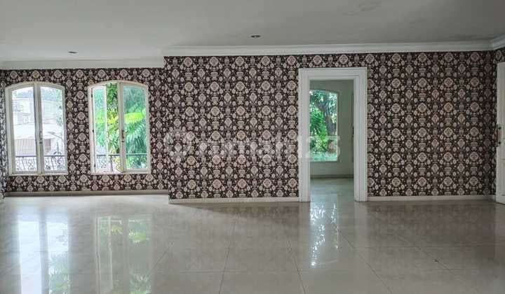 Rumah Area Taman Menteng