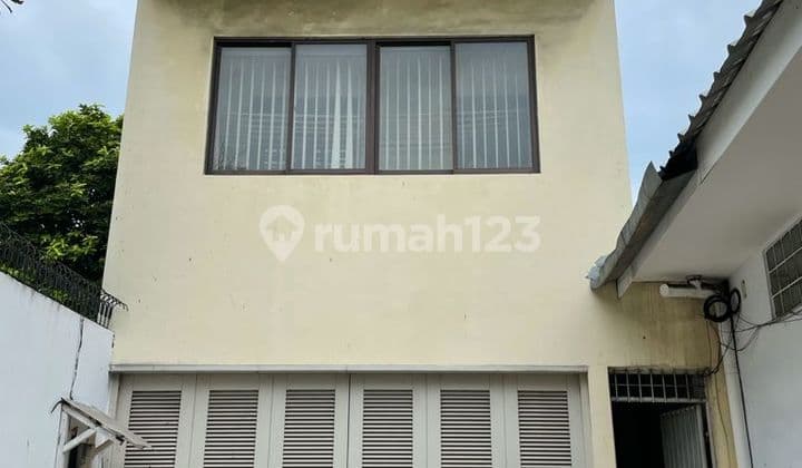Ruang Usaha Jl. Kramat Raya Lokasi Komersial