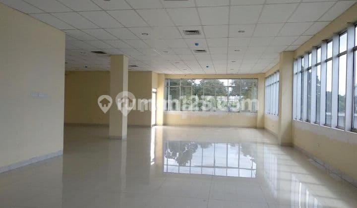 Gedung Kantor Di Warung Buncit, Jakarta Selatan