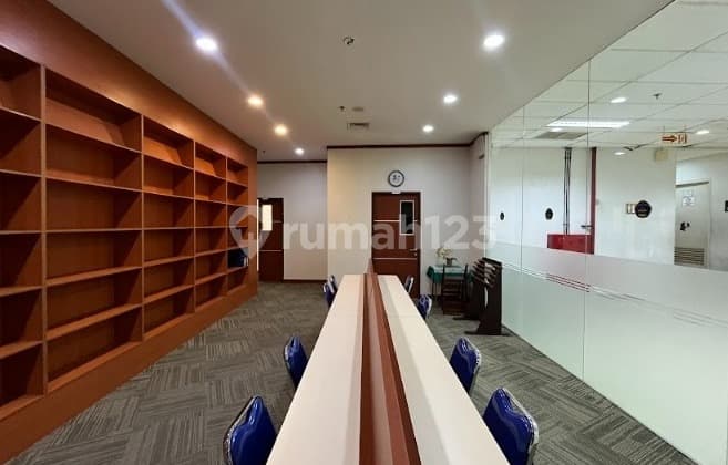 OFFICE SPACE DI PERKANTORAN THAMRIN CITY