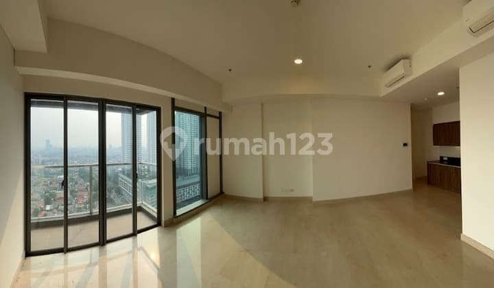 2 BEDROOM APARTEMENT 57 PROMENADE