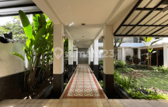 Ruang Usaha di Menteng Dekat ke Megaria