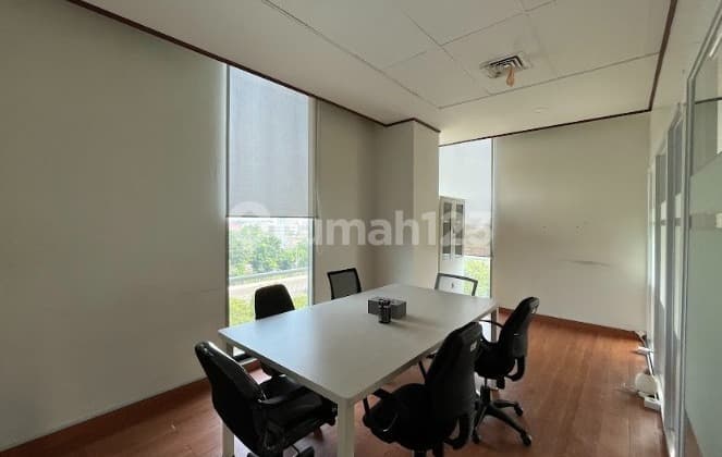 Gedung Kantor di Tb Simatupang