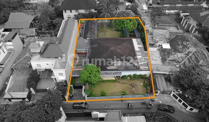 Rumah Lama Hitung Tanah di Kemang Utara