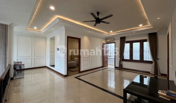 Rumah Di Dharmawangsa, Dekat Darmawangsa Square