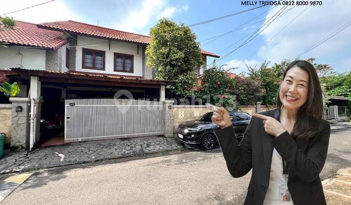 Rumah dikomplek akses dekat Tol Taman Mini Kramat Jati Cililitan, Jakarta Timur