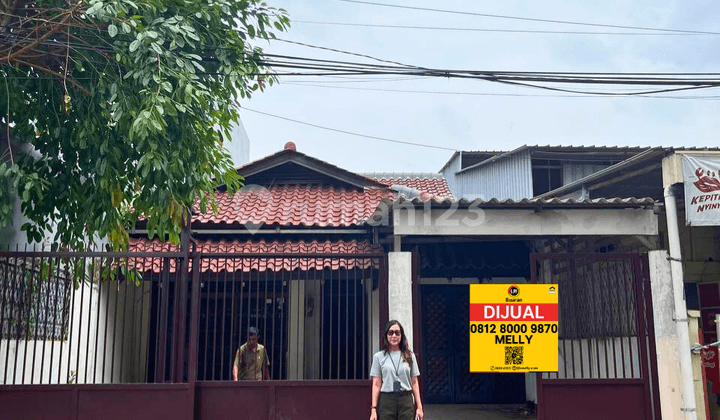 Rumah Asri Jalan Lingkar Duren Sawit Komplek Ptb Duren Sawit Jakarta Timur