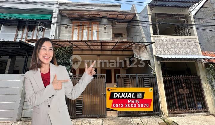 Rumah Dekat ke Jalan Raya Kolonol Sugiono Komplek Abadi Duren Sawit Jakarta Timur