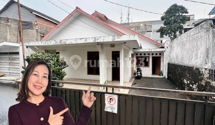Rumah Asri Belakang Pasar Rumput, Minangkabau, Jakarta Selatan
