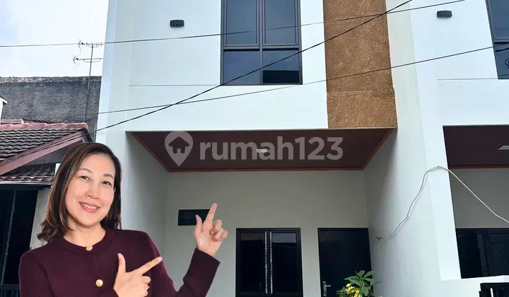 Cheap, sold New House 2 Floors, Only 1 unit left Near Mall Galaxy Park Bekasi