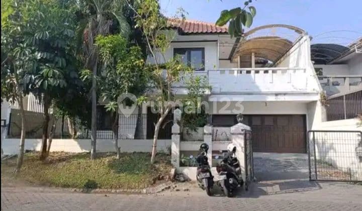 Jual Rumah Hitung Tanah Graha Family Surabaya