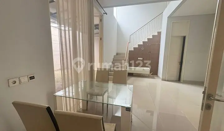 Jual / Sewa Pakuwon Indah Cluster The Mansion