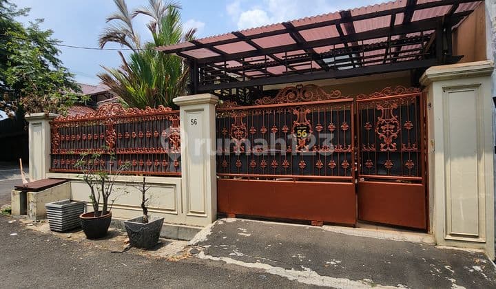 Turun Harga Dijual Rumah Secondary Hook Non Komplek Di Pondok Bambu Jakarta Timur.