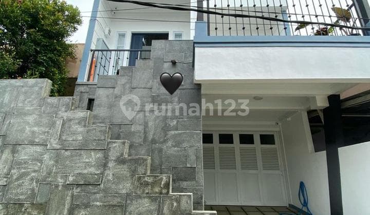 Turun Harga Rumah Second Terawat Dekat Dengan LRT Jatibening Bekasi