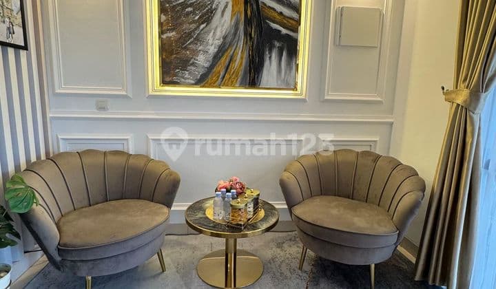 Dijual Rumah 2 Lantai Modern Minimalis Bagus dan Mewah di Kota Wisata Cibubur.