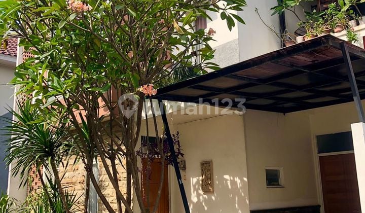 Dijual Rumah Second Terawat Dalam Cluster di Kalisari Jakarta Timur