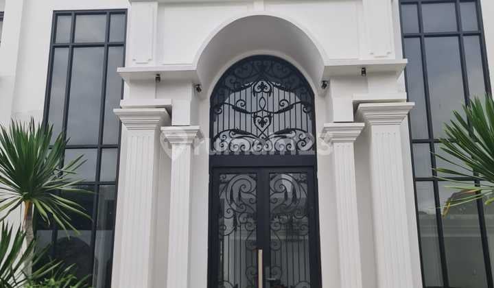 Dijual Cepat Rumah Mewah Cantik Asri & Nyaman di Jatiwarna Bekasi