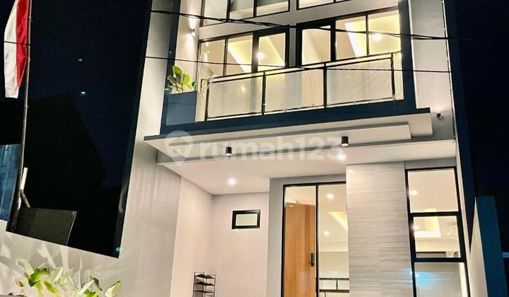 For Sale New Non-Cluster House in Kramat Jati, East Jakarta