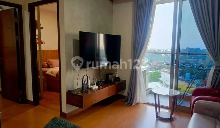 Turun Harga. Apartemen Hegarmanah Residence Dijual Type 2Br Lantai 8 Furnish