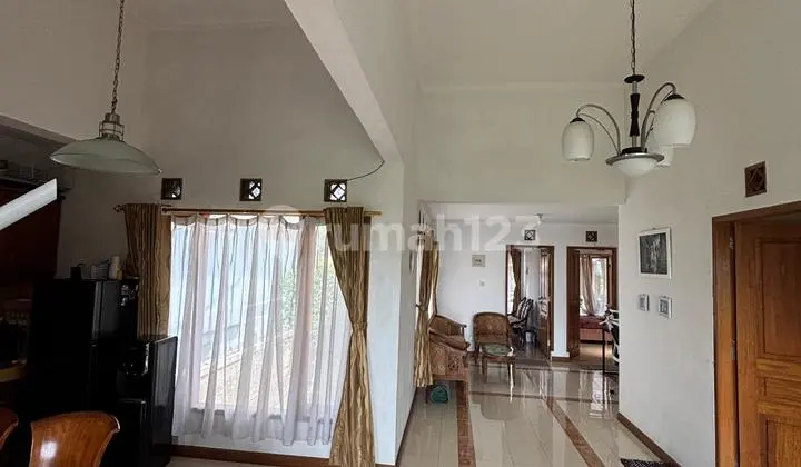 Cibengang. Rumah Dijual Sayap Dago Bandung Utara