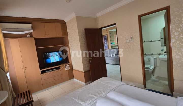 Apartemen Majesty Dijual Type 2BR Lantai 11 Full Furnished