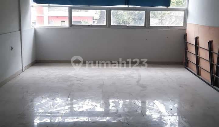 Ruko Disewa Cihampelas Bandung Utara 11