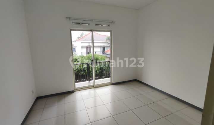 Mayang. Rumah Dijual Kota Baru Parahyangan Padalarang. 03