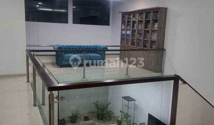 Furnished House for Sale in Mekarwangi Complex Bandung 88