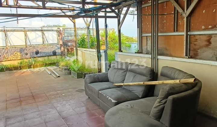 Ruko Dijual Strategis di Moh Toha Mainroad 03