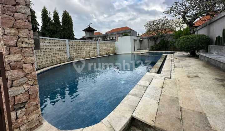 Turun Harga Dijual Rumah Modern Fully Furnished di Pemogan.