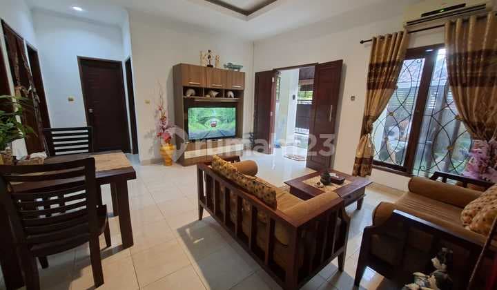 FOR LEASE Minimalist Modern House One Gate System Fully Furnished in Taman Giri, Nusa Dua