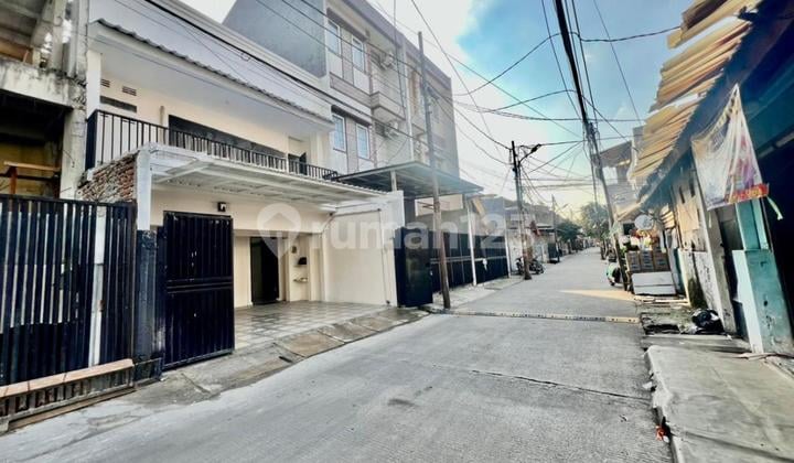 Rumah Baru Siap Huni di Samping Jalan Tomang Grogol Petamburan Jakarta Barat