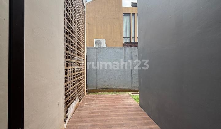 Rumah Mewah Dikawasan Premiumnya Bsd City Lingkungan Asri