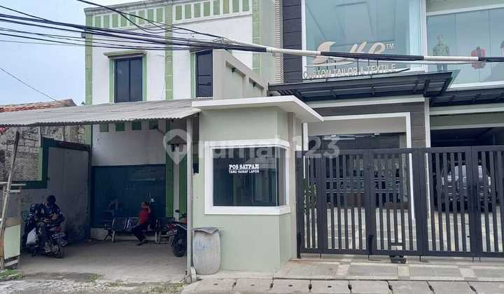 Dijual Ruko Bekas Klinik Kesehatan Di Dekat Jalan Raya Juanda Depok