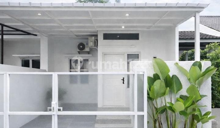 Ready-to-Occupy House in a Scenic Sawangan Location