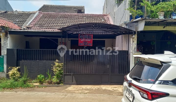 Rumah Siap Huni di Trubus Cimanggis Rumah Butuh Minim Renovasi di Jl. Merpati Putih V Blok C28, Mekarsari, Cimanggis, Kota Depok, Jawa Barat, Indonesia, 16452, Cimanggis