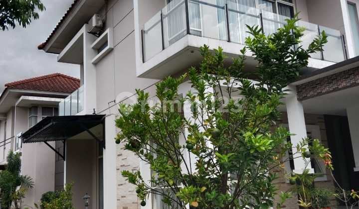 Rumah di Mayangsunda Kota Baru Parahyangan, Hook Semi Furnished