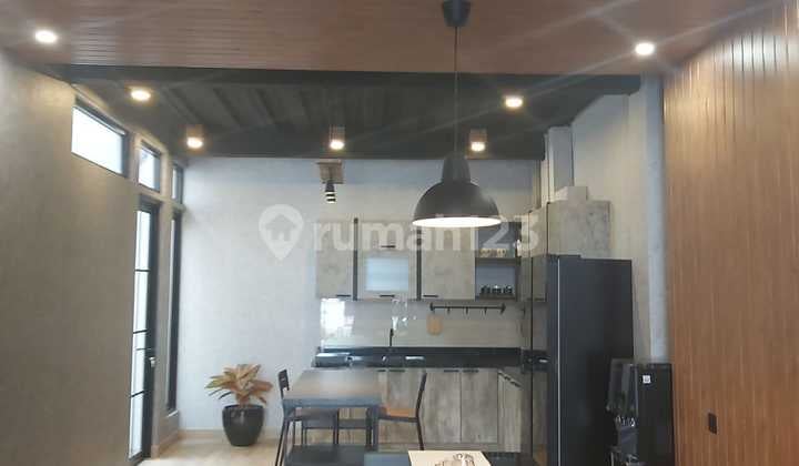 Rumah Furnished di Tatar Wangsakerta Kota Baru Parahyangan, SHM