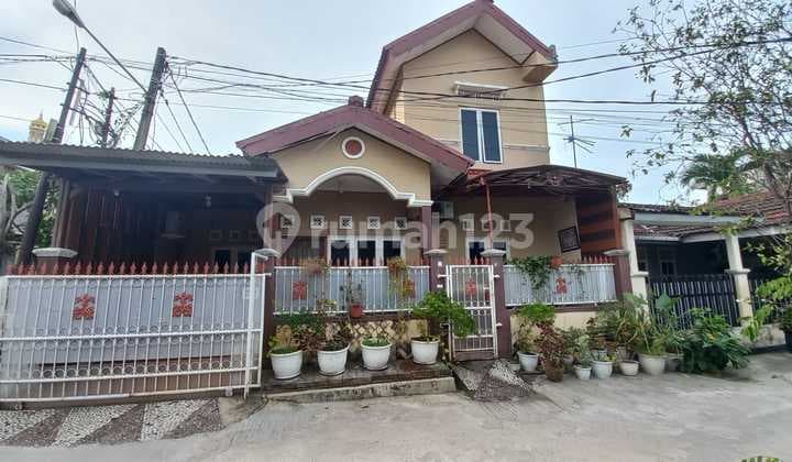 Spacious Comfortable House in Harapan Indah 1, Bekasi