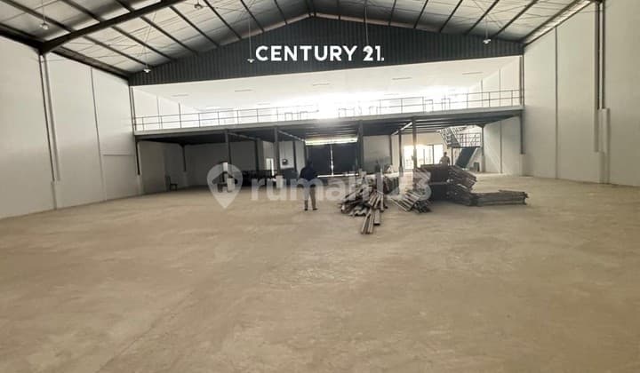 Gudang Siap Pakai Kawasan Industri Jababeka Cikarang Luas 1600M2