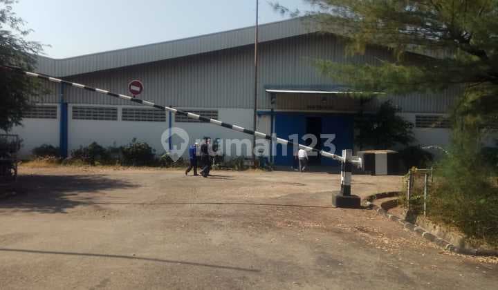 Pabrik Gudang Pinggir Jalan Raya Cikarang Dekat Kawasan Industri
