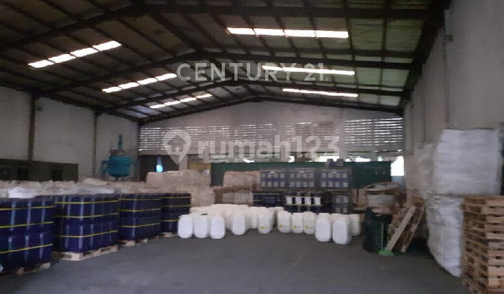 Gudang di Kawasan Industri Jababeka Cikarang Luas 966 M2