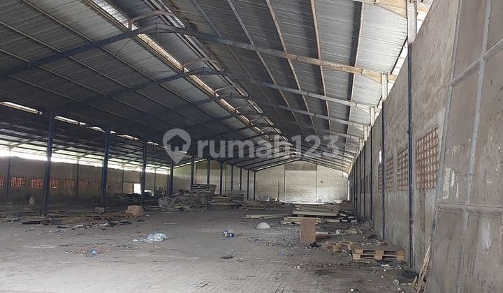 Gudang Daerah Cibitung Lokasi Strategis Luas 12979 M2