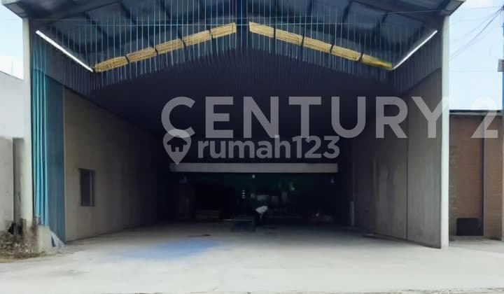 Gudang Pinggir Jalan Akses Container Di Cikarang Dekat Jababeka