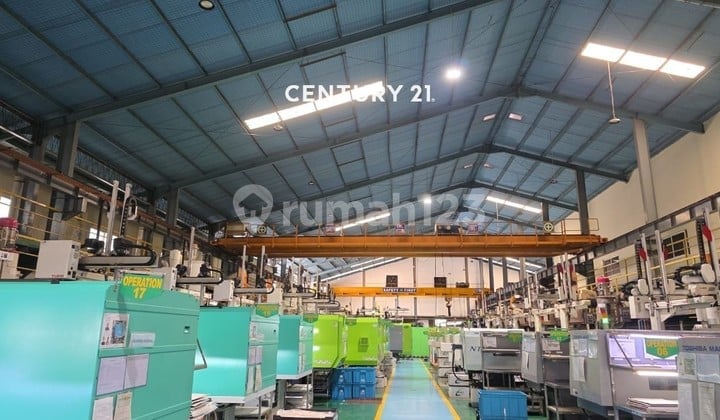 Pabrik Ada Crane di Kawasan Industri Mm2100 Cibitung Luas 5100M2