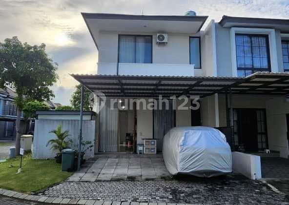 Dijual Rumah Minimalis Modern 2 Lantai Bonus + Semi Furnished