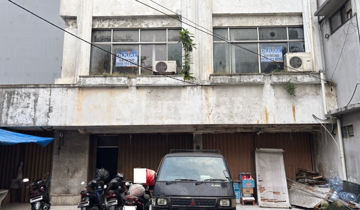 Ruko Gandeng Tomang di Bawah NJOP