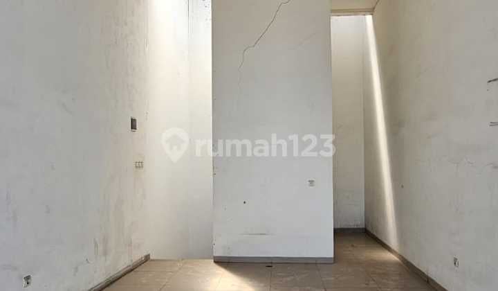 di Cibabat, Cimahi Ruko Disewakan Dekat Log In Megastore , Smak 3 Bpk ,honda Ibrm Cimahi