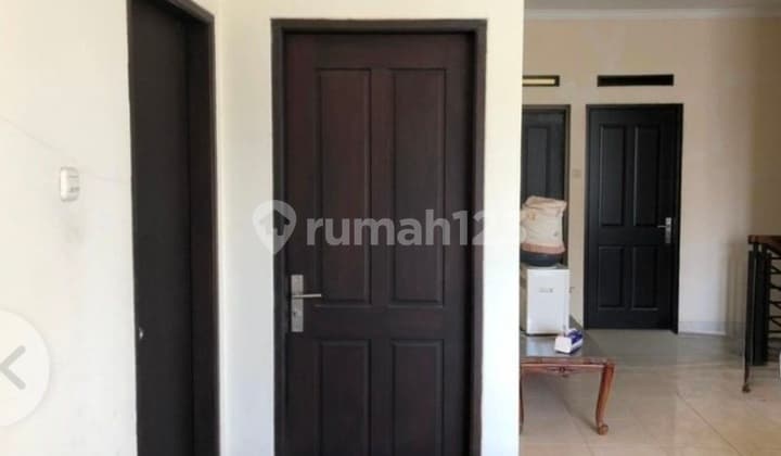 Rumah Modern untuk Keluarga Besar di Bandung Timur